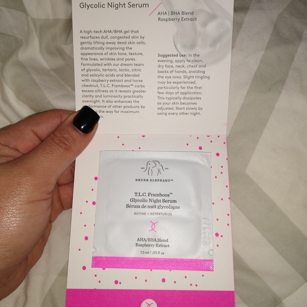 T.L.C Framboos Glycolic Night Serum Sample
